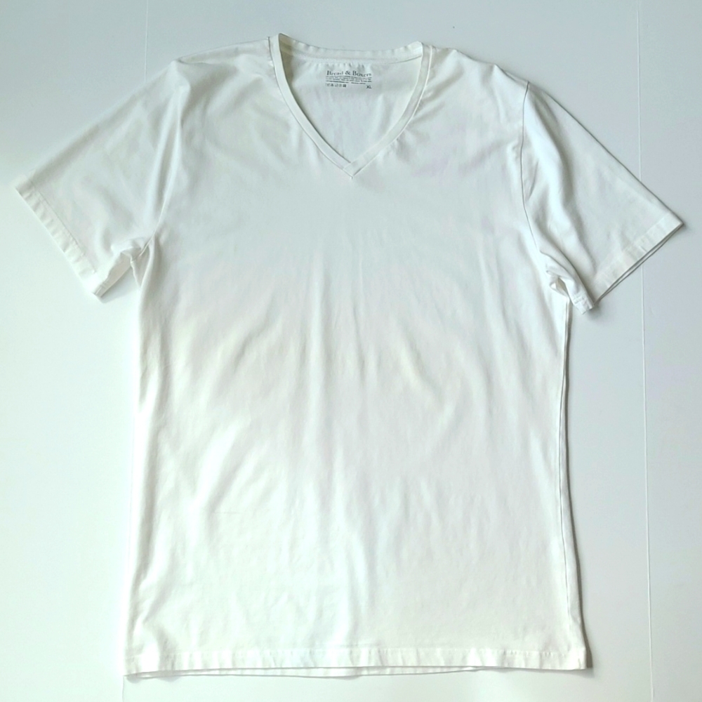 Bread And Boxers White V-Neck Short Sleeve Tee Cotton Blend (US Large)